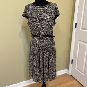 Jessica Howard, size 14, cheetah print dress with black belt